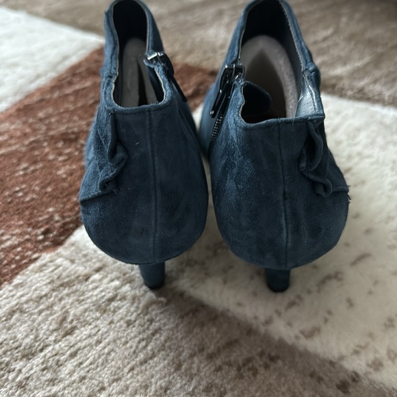 Bella Vita Frances Kitten Heel Booties - Picture 6 of 6